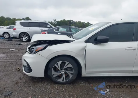 2024 Subaru Legacy из США, поврежденный, VIN 4S3BWAB68R3002458